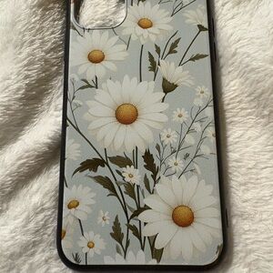 Daisy Floral Phone Case - White and Green